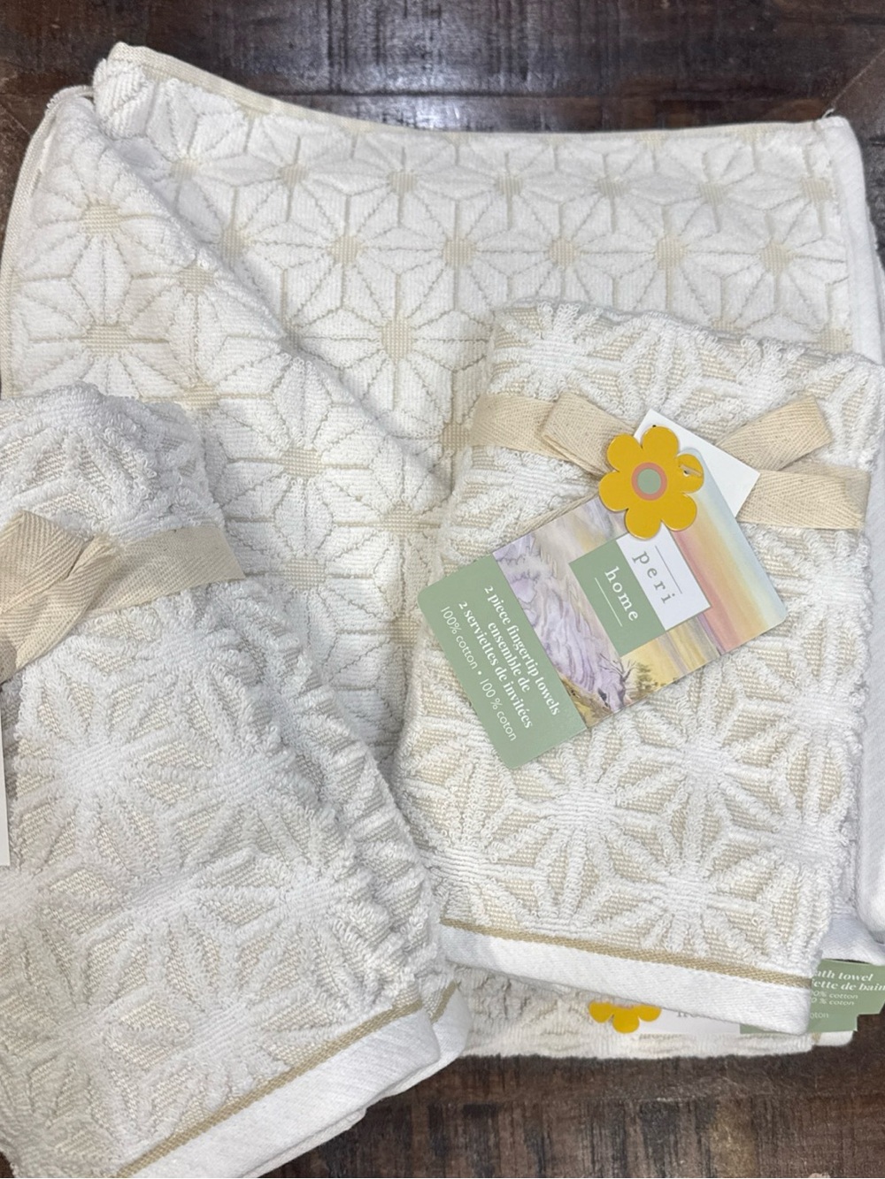 Peri Home 6 Pc Set Saromi Linen Color:2 Bath 2 Hand 2 Tip Towels 100% Cotton NWT - Picture 4 of 10